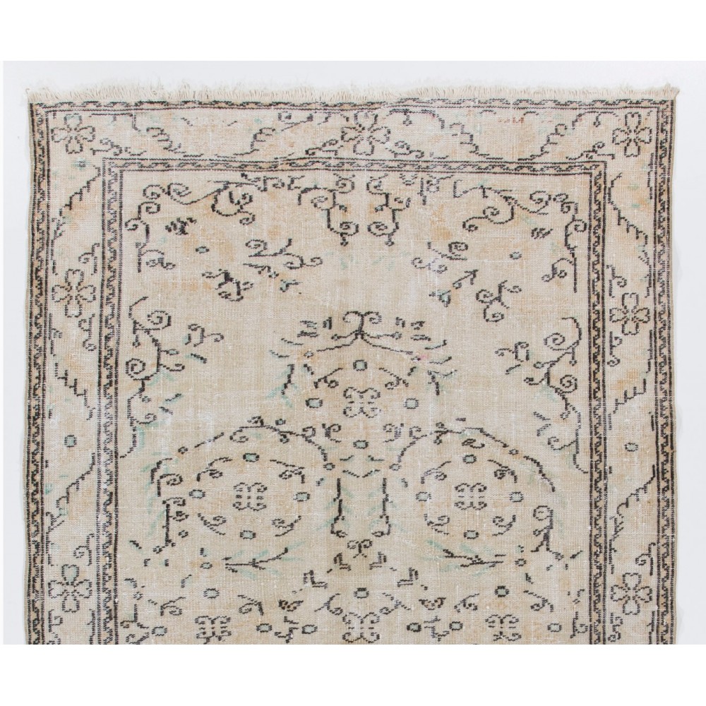 Vintage Handmade Turkish Oushak Rug. Ideal for Office and Home Decor