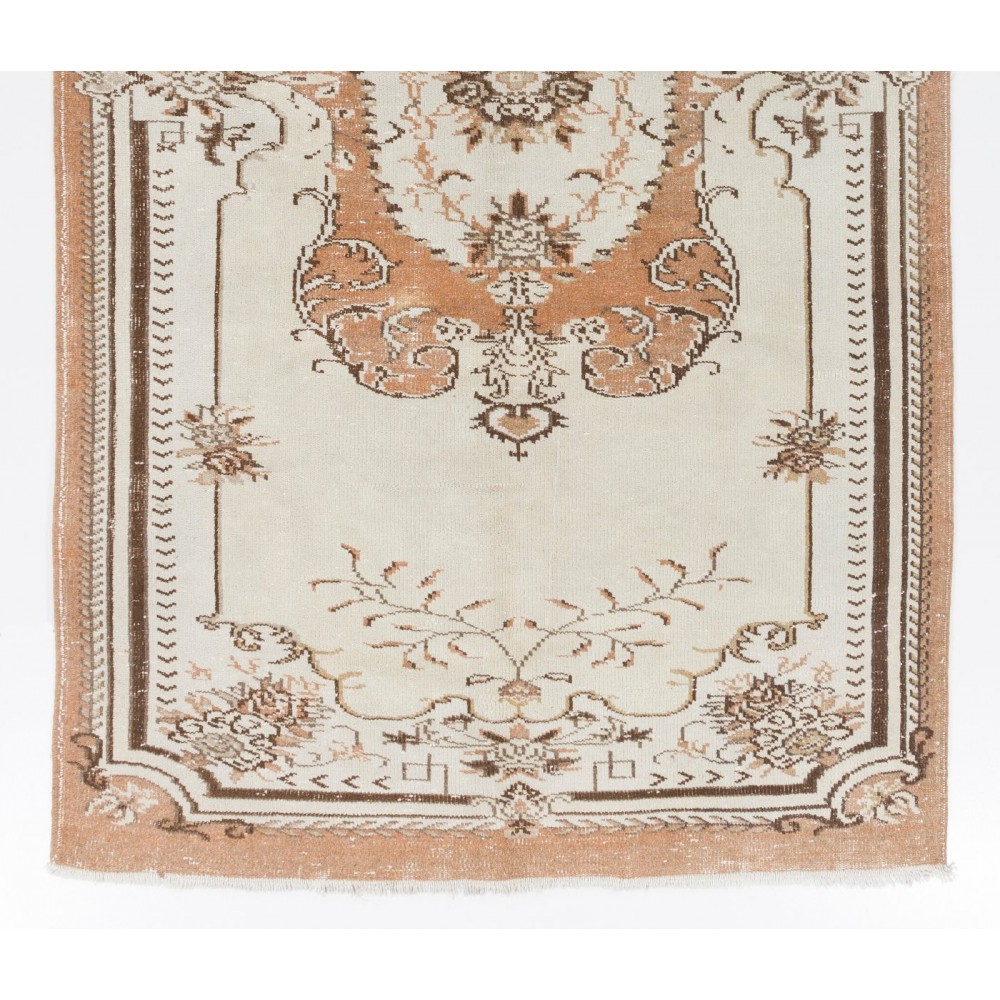 Vintage Handmade Deco Rug in European Design
