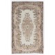 Hand-Knotted Vintage Central Anatolian Area Rug with Medallion Design. Woolen Floor Covering