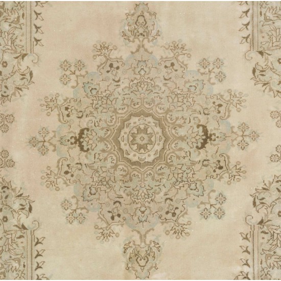 Hand-knotted Vintage Turkish Area Rug with Medallion Design