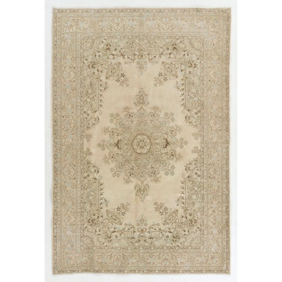 Hand-knotted Vintage Turkish Area Rug with Medallion Design