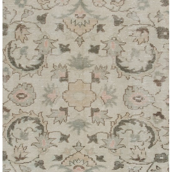Vintage Hand Knotted Floral Design Anatolian Rug