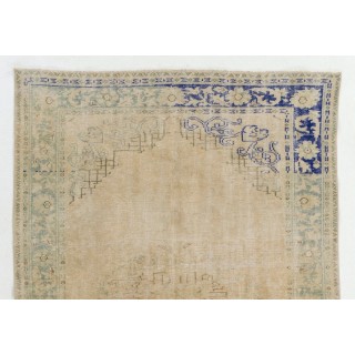 Vintage Handmade Turkish Oushak Rug. Woolen Beige Carpet