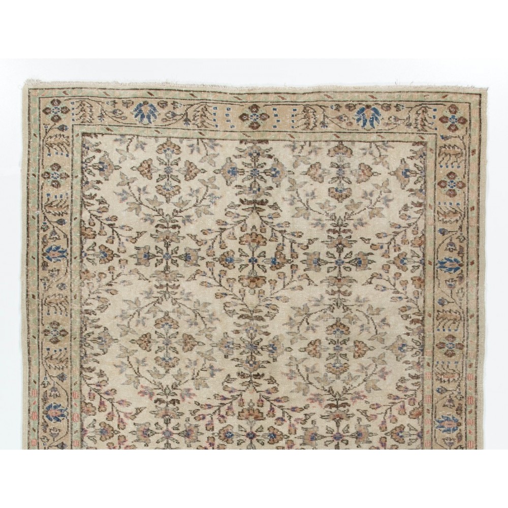 Vintage Floral Design Turkish Area Rug in Neutral Colors. Woolen Handmade Carpet