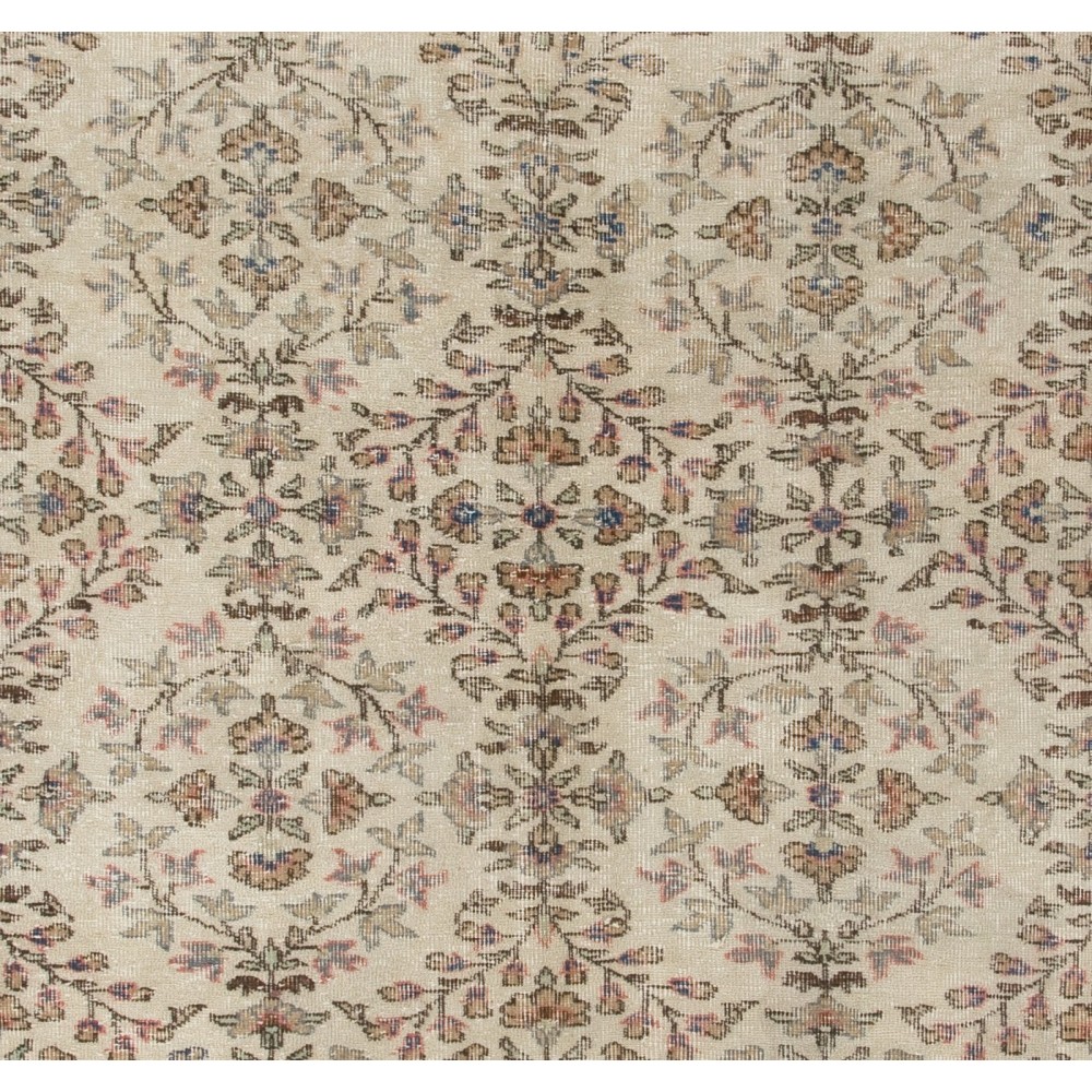 Vintage Floral Design Turkish Area Rug in Neutral Colors. Woolen Handmade Carpet