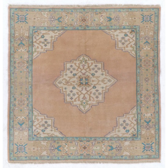 One of a Kind Vintage Oushak Area Rug. Hand-Knotted Turkish Wool Carpet One of a Kind Vintage Oushak Area Rug. Hand-Knotted Turkish Wool Carpet