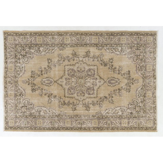 Hand-knotted Vintage Turkish Area Rug with Medallion Design