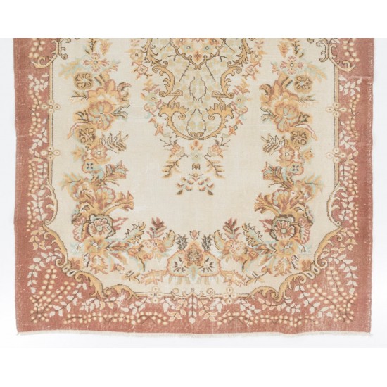 Antique Washed Hand-Knotted Vintage Anatolian Area Rug with Medallion Design. Antique Washed Hand-Knotted Vintage Anatolian Area Rug with Medallion Design.