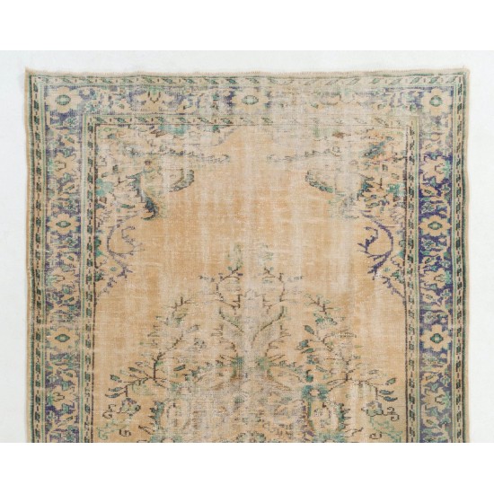 Fine Hand-Knotted Central Anatolian Turkish Area Rug with Elegant Design. Vintage Carpet.