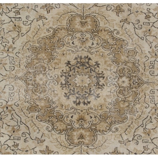 1960s Handmade Turkish Oushak Medallion Design Wool Area Rug 1960s Handmade Turkish Oushak Medallion Design Wool Area Rug