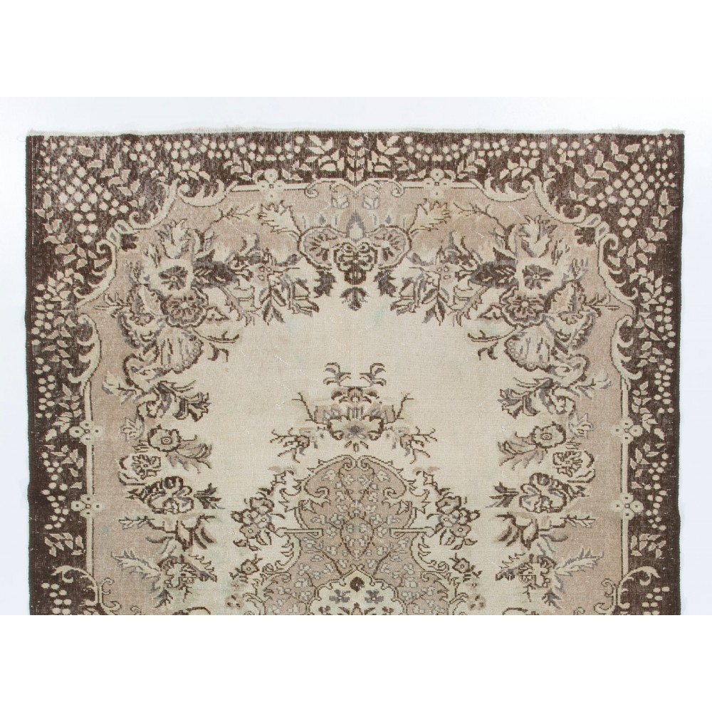 Vintage Garden Design Traditional Handmade Wool Rug from Turkey