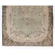 Vintage Anatolian Oushak Rug with Floral Medallion Design. Hand-Knotted Wool Carpet