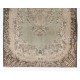 Vintage Anatolian Oushak Rug with Floral Medallion Design. Hand-Knotted Wool Carpet