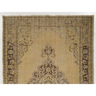 Vintage Handknotted Neutral Color Turkish Wool Area Rug with Medallion Design Vintage Handknotted Neutral Color Turkish Wool Area Rug with Medallion Design