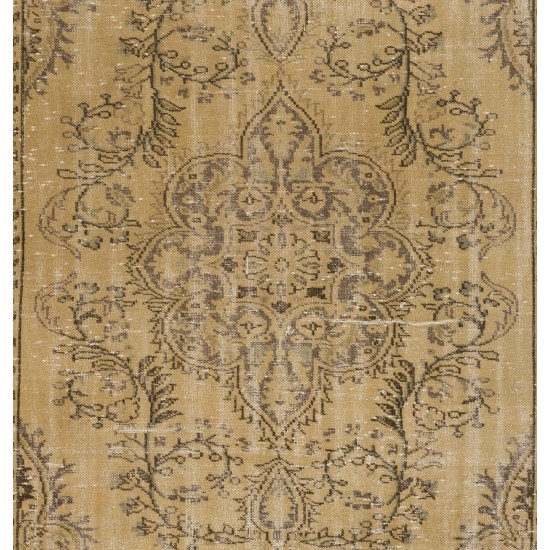 Hand-Knotted Vintage Anatolian Area Rug with Medallion Design. Great for Modern Office and Home Hand-Knotted Vintage Anatolian Area Rug with Medallion Design. Great for Modern Office and Home