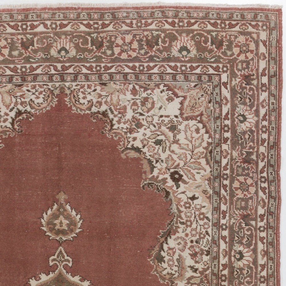 Vintage Hand Knotted Turkish Oushak Rug with Medallion Design Vintage Hand Knotted Turkish Oushak Rug with Medallion Design