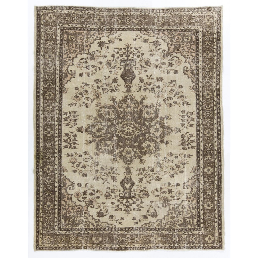 Vintage Handmade Turkish Oushak Rug. Great for Office & Home