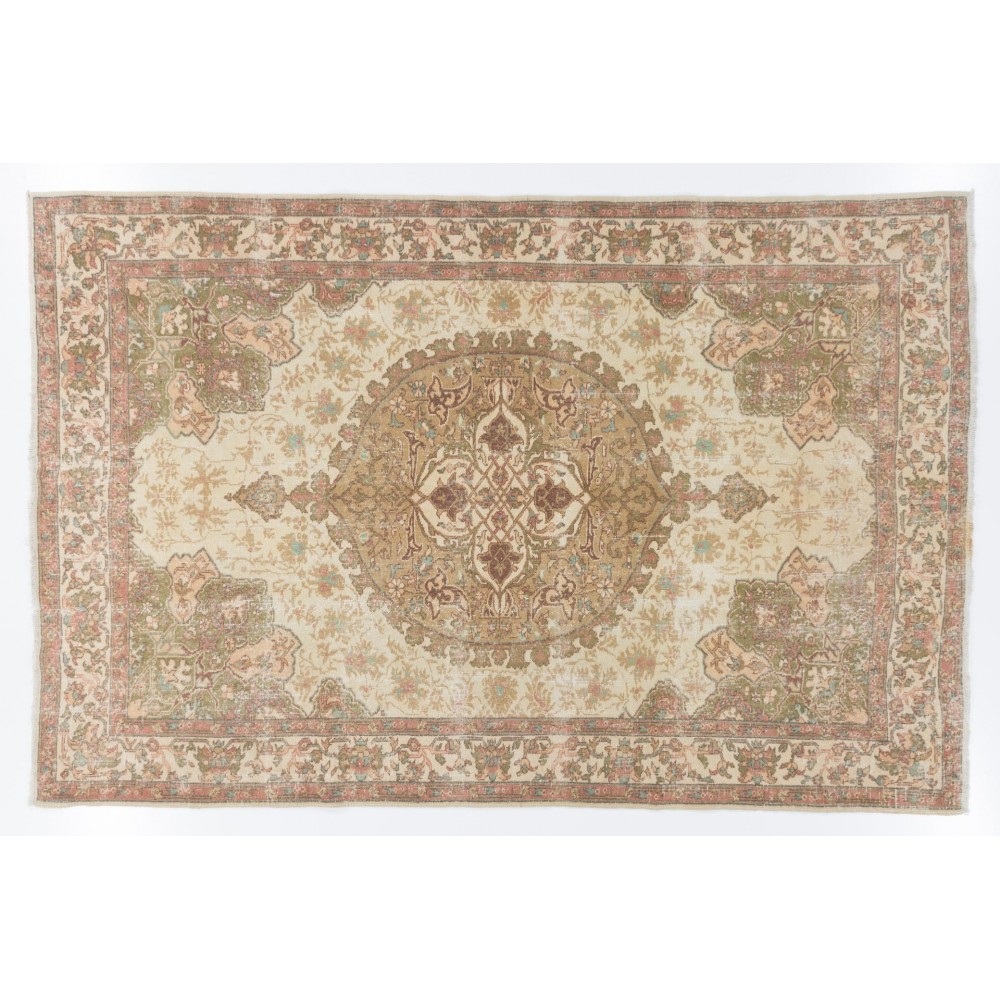 Fine Vintage Handmade Turkish Wool Rug