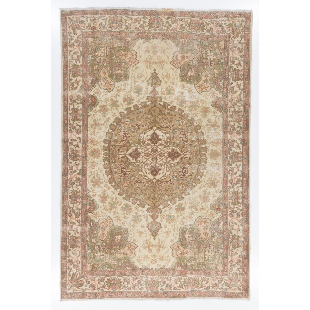 Fine Vintage Handmade Turkish Wool Rug