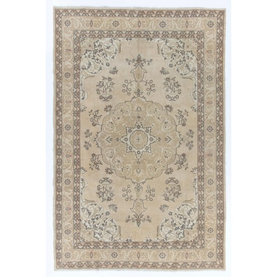 Fine Vintage Anatolian Rug in Neutral Colors, Beige Handmade Carpet