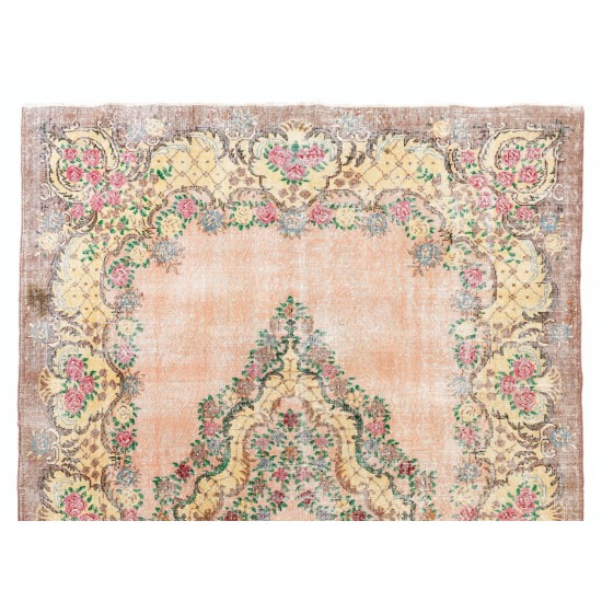 Distressed Vintage Floral Ghiordes Rug Distressed Vintage Floral Ghiordes Rug