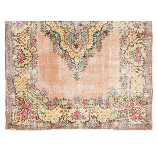 Distressed Vintage Floral Ghiordes Rug Distressed Vintage Floral Ghiordes Rug