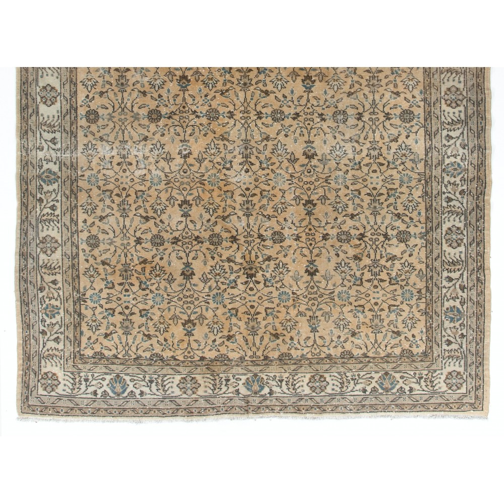Large Hand-Knotted Vintage Anatolian Wool Area Rug with Floral Design Large Hand-Knotted Vintage Anatolian Wool Area Rug with Floral Design