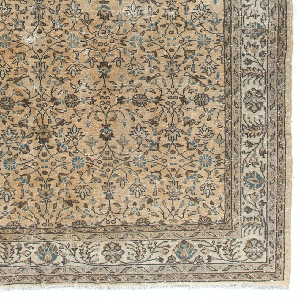 Large Hand-Knotted Vintage Anatolian Wool Area Rug with Floral Design Large Hand-Knotted Vintage Anatolian Wool Area Rug with Floral Design