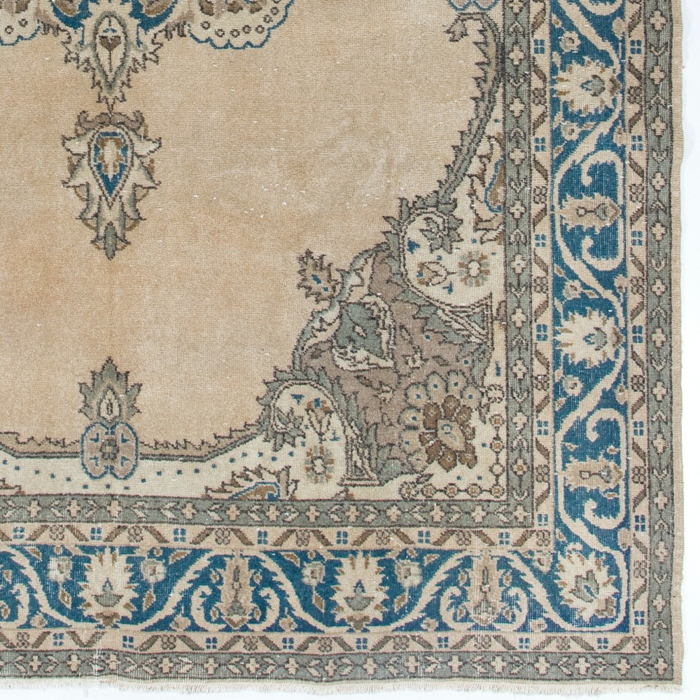 Vintage Handmade Anatolian Turkish Rug in Beige and Blue Colors Vintage Handmade Anatolian Turkish Rug in Beige and Blue Colors