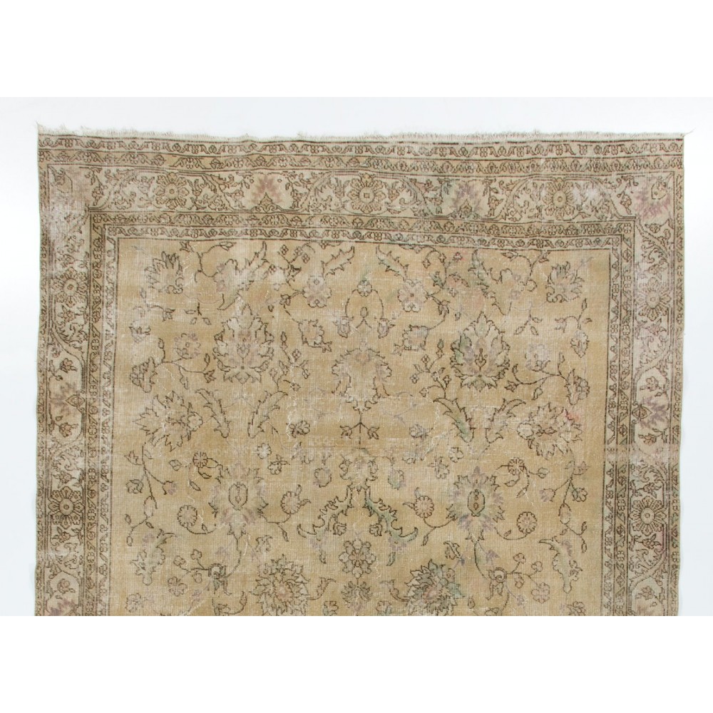 Vintage Handmade Turkish Oushak Rug. Floor Covering
