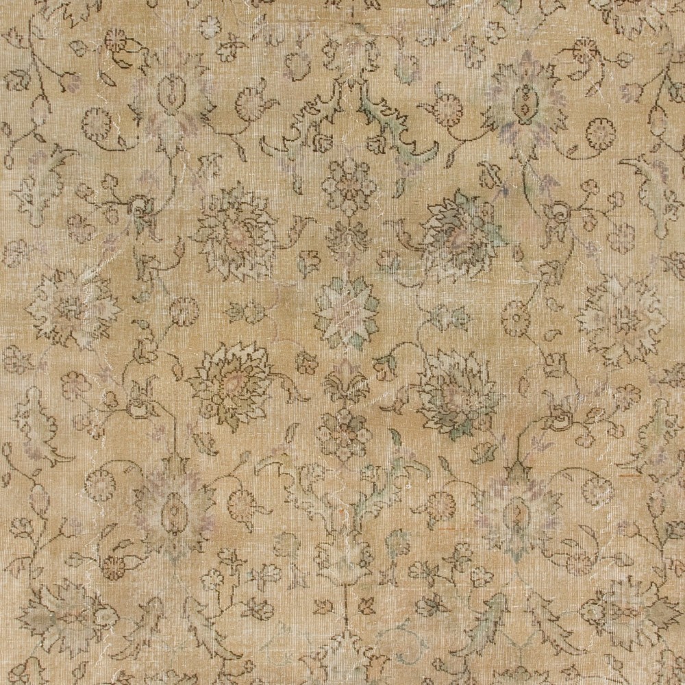 Vintage Handmade Turkish Oushak Rug. Floor Covering Vintage Handmade Turkish Oushak Rug. Floor Covering