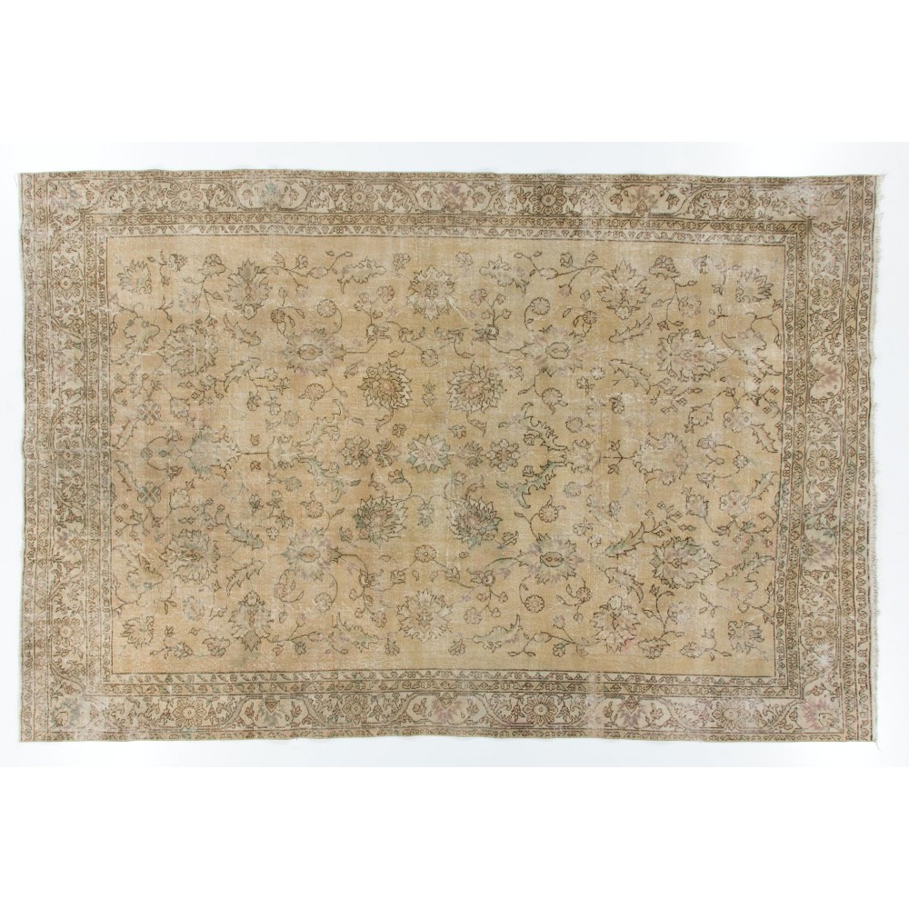 Vintage Handmade Turkish Oushak Rug. Floor Covering