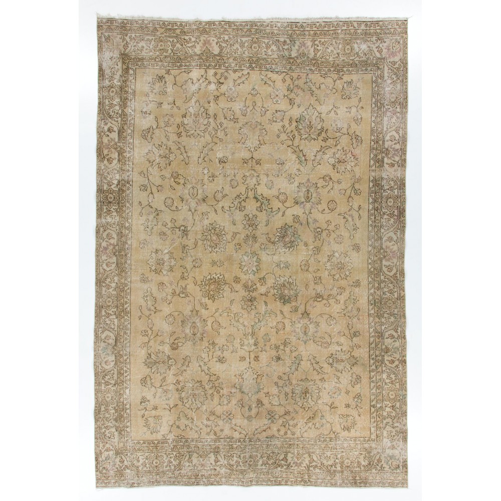 Vintage Handmade Turkish Oushak Rug. Floor Covering