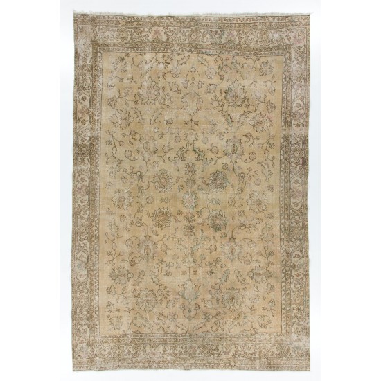 Antique Washed Vintage Turkish Oushak Rug. Wool Carpet. Floor Covering Antique Washed Vintage Turkish Oushak Rug. Wool Carpet. Floor Covering