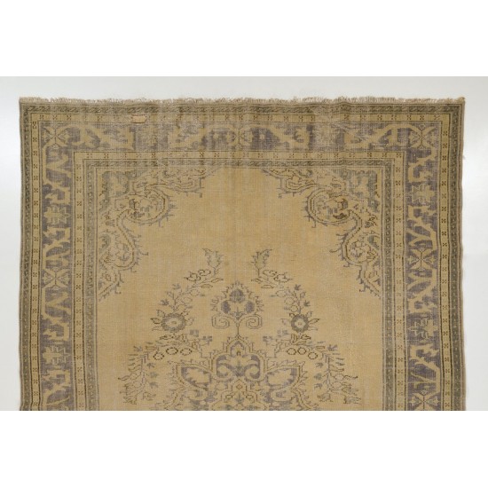 Mid-Century Hand-Knotted Turkish Area Rug. Vintage Oushak Carpet in Soft Colors. Very Good Condition Mid-Century Hand-Knotted Turkish Area Rug. Vintage Oushak Carpet in Soft Colors. Very Good Condition