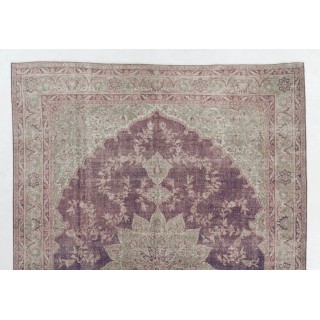 Hand-Knotted Turkish Area Rug. Vintage Oushak Carpet in Soft Colors. Very Good Condition Hand-Knotted Turkish Area Rug. Vintage Oushak Carpet in Soft Colors. Very Good Condition