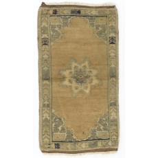 Vintage Turkish Small Area Rug. Rustic Seat Cover. Handknotted Door Mat
