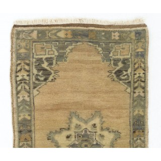 Vintage Turkish Small Area Rug. Rustic Seat Cover. Handknotted Door Mat Vintage Turkish Small Area Rug. Rustic Seat Cover. Handknotted Door Mat