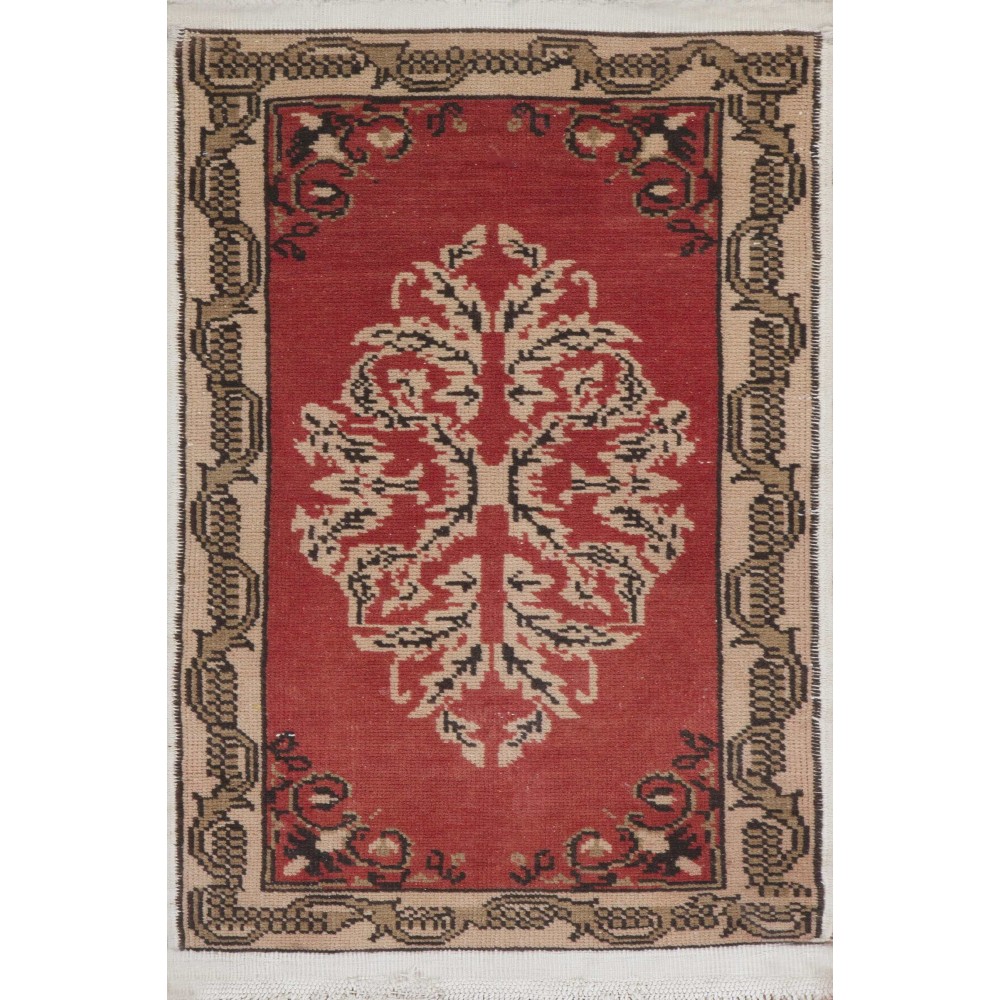 Vintage Rug in Red & Beige, Handmade Door Mat, Turkish Seat Cover